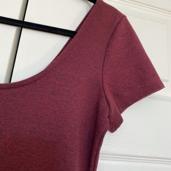 Forever 21 Maroon Short-sleeve Dress - Picture 2 of 6